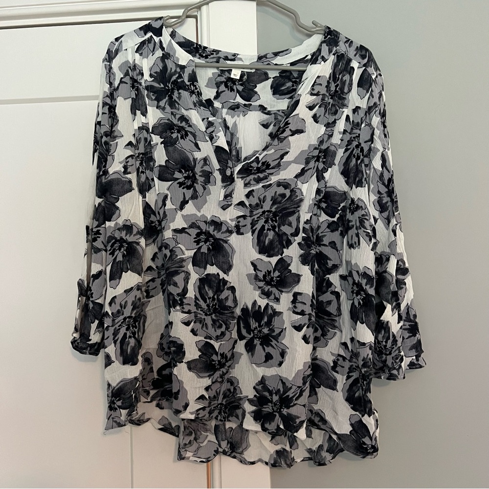 Floral Black and White Women's Top